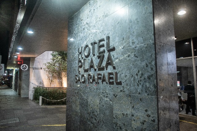 PLAZA HOTEL - FACHADA (2)